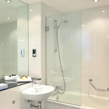 Cove Paradise Street 4*
