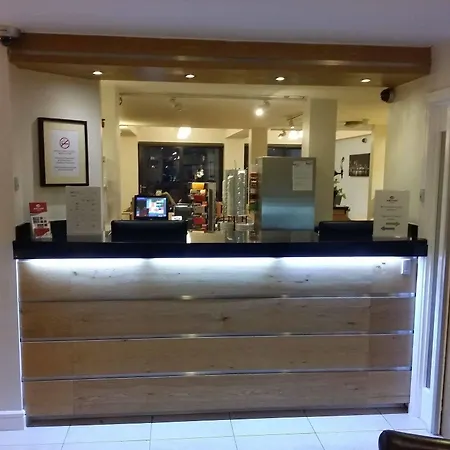 The Dolby - Free Centre Parking Отель 3*