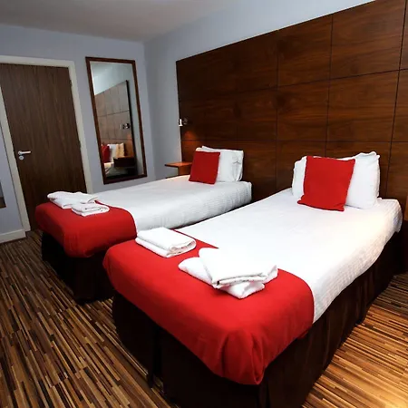 Cocoon @ International + Hotel 3*