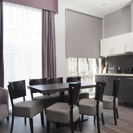 Hotel apartamentowy Epic Duke Street