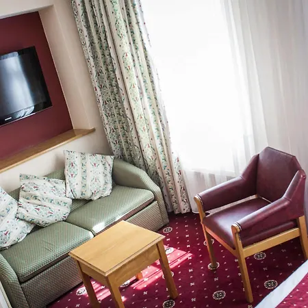 Szálloda The Royal 3*