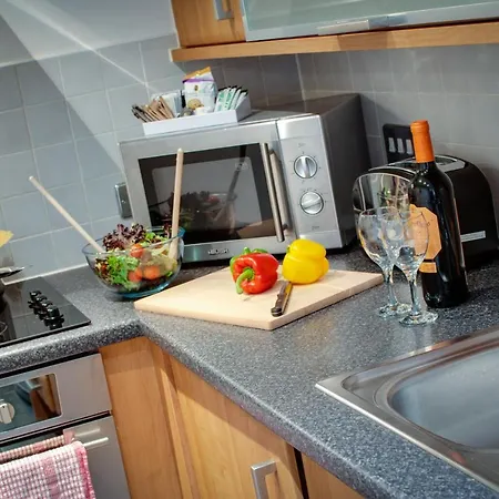 Base Serviced - Cumberland Appartement