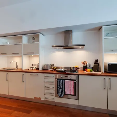 Base Serviced - Sir Thomas Street