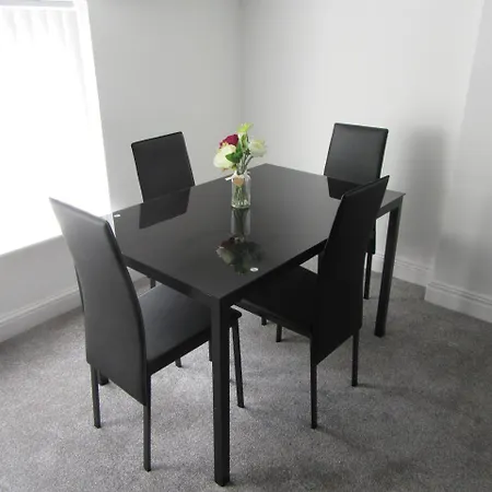 Daire No 6 At 19 Ivanhoe - Large 2 Bed Near Sefton Park And Lark Lane *
