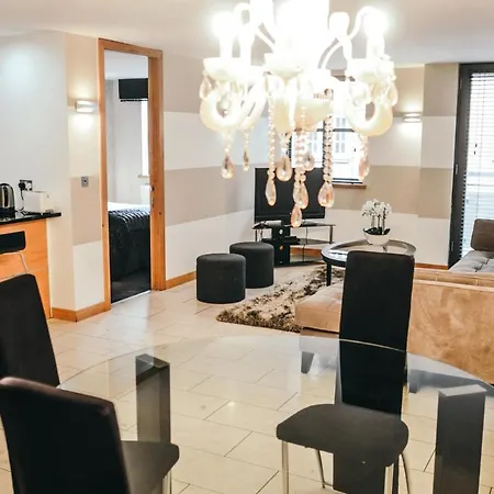 Aparthotel Posh Pads - 1 -