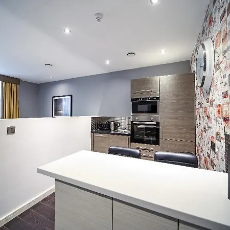 Epic Seel Street 4*