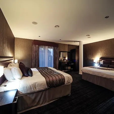 Апарт-отель Epic Seel Street 4*