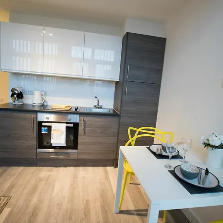 Апарт-отель Caro Short - Parker Street 4*