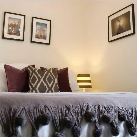 Guest house Bentley Liverpool