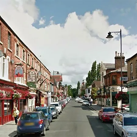 Lark Lane 2*
