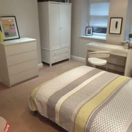Homestay Fabulous Double Ensuite In Sefton Park Lark Lane