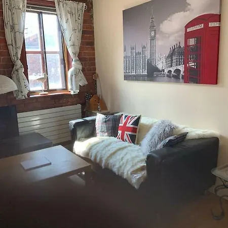 2 Bed Duplex Penthouse By Mathew Street Sleeps 6 Apartment Liverpool
