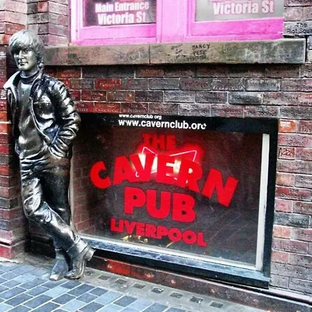 Oz Anfield - Canon Гостевой дом Ливерпуль