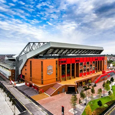 Oz Anfield - Canon