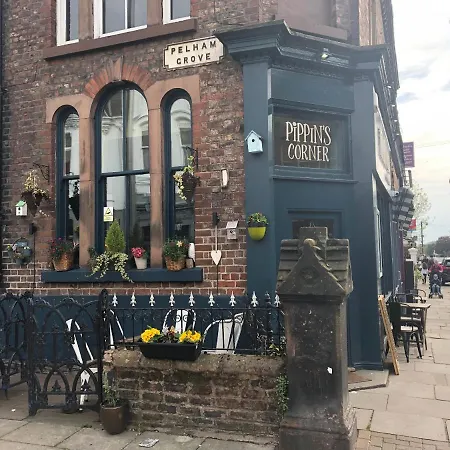 Lark Lane 2*