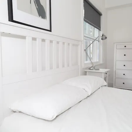 L1 Boutique By Happy Days Apartment *