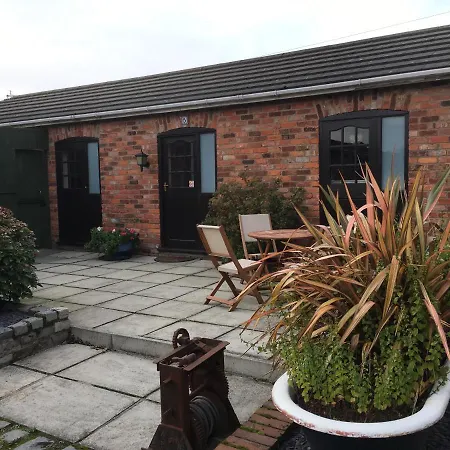 The Barn 3* Hale (Merseyside)