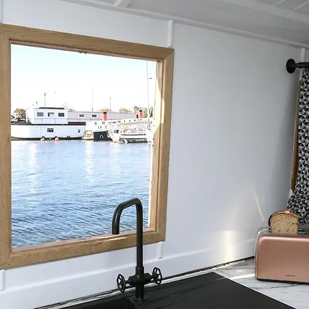 The Boat Bådhotel