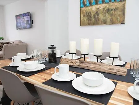 Holiday home Sybil Townhouse Anfield Sleeps 15 Liverpool