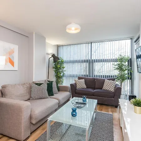 Apartment Host & - Standish Street Living