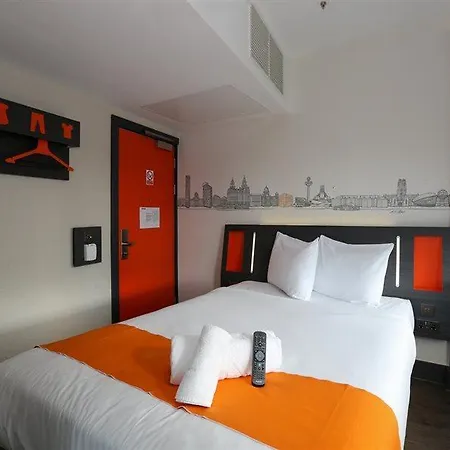 Easyhotel Hotel 3*