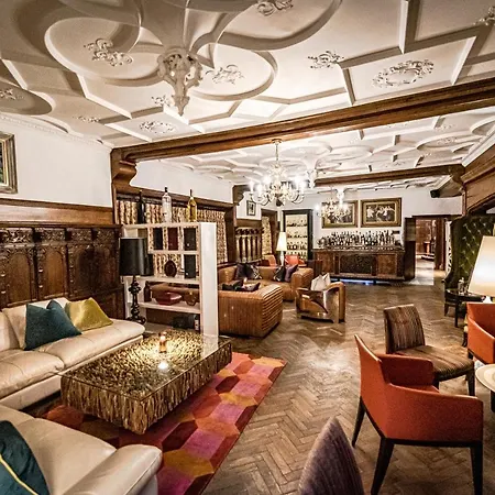 Hillbark & 5* Wirral