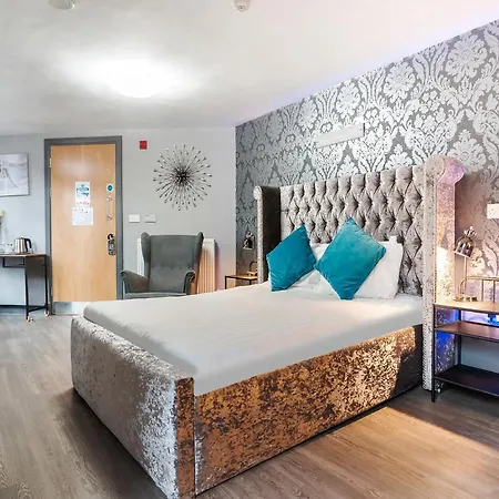 Oyo Grand 3* Liverpool