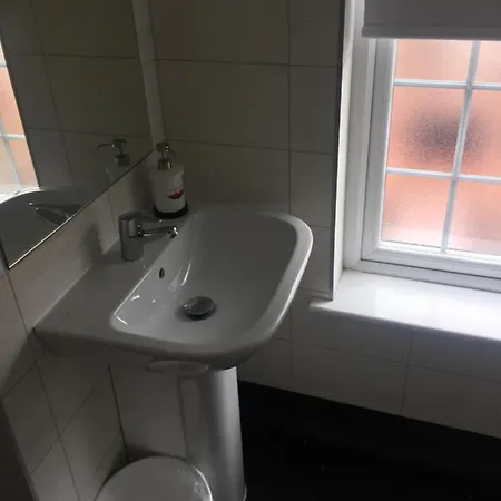 Huntley Pp Gasthuis Liverpool