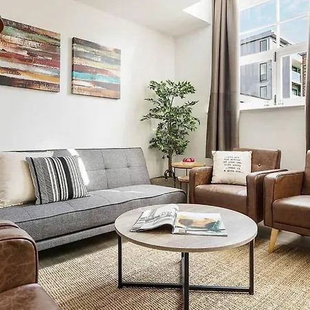 Host & - Slater Street * Ливерпуль