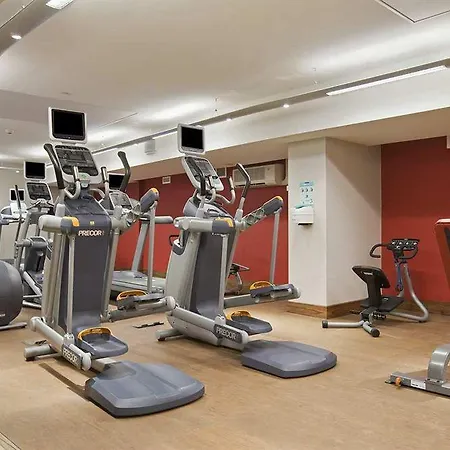 Hilton Centre 4*