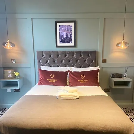 Phoenix 4*