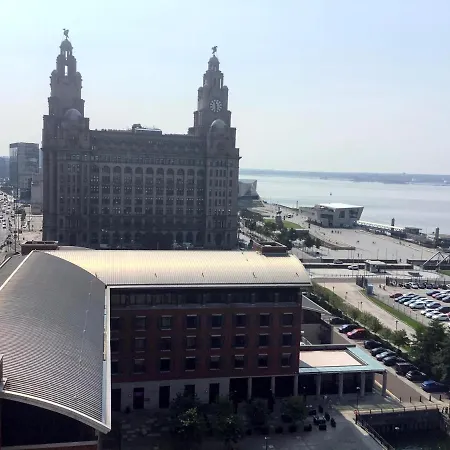 Excelsior Apartments - Liverpool Central - Free Parking - Aircon *