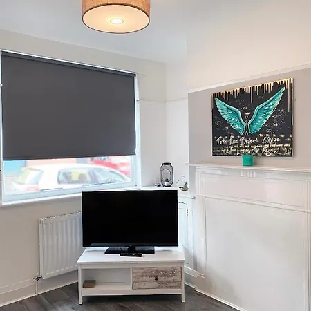 The Baltic By Serviced Living Apartment *
