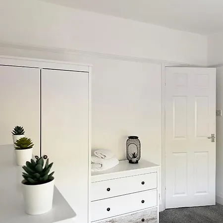 The Baltic By Serviced Living Apartment *