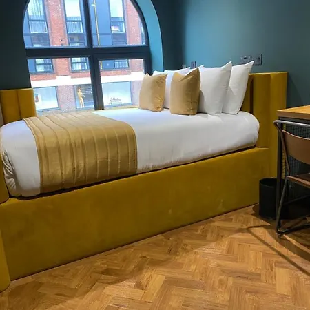 Duke Street Boutique 4*