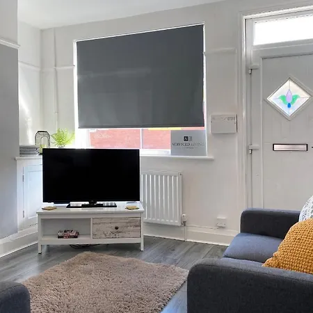 The Baltic By Serviced Living Apartment