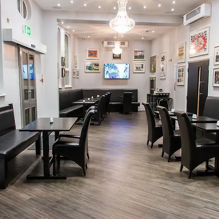 Penny Lane Hotel Liverpool