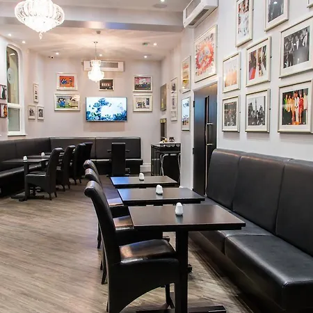 Penny Lane Hotel