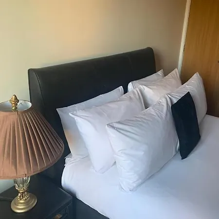 Liverpool Party Pads - Infinity Apartments Liverpool