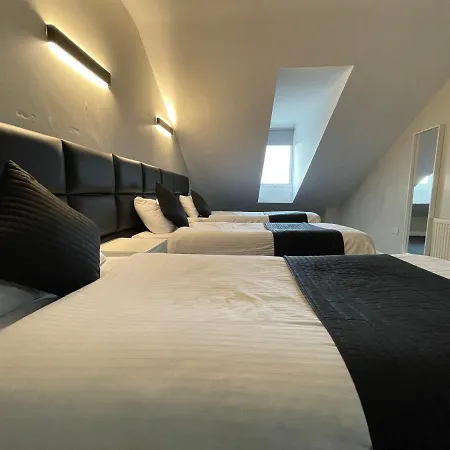 Mays - 102 Mill Street, Free Parking, 2 Minute Walk To Baltic Market And Centre - Sleep 1-10 Guests 3*