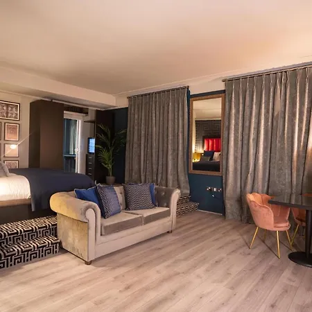 62 Castle Street 4* Liverpool