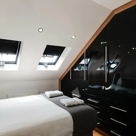 Апартаменты Base Serviced - Sir Thomas Street Ливерпуль