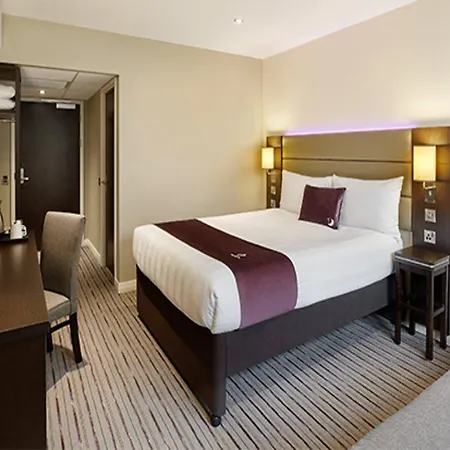 Premier Wirral - 3*
