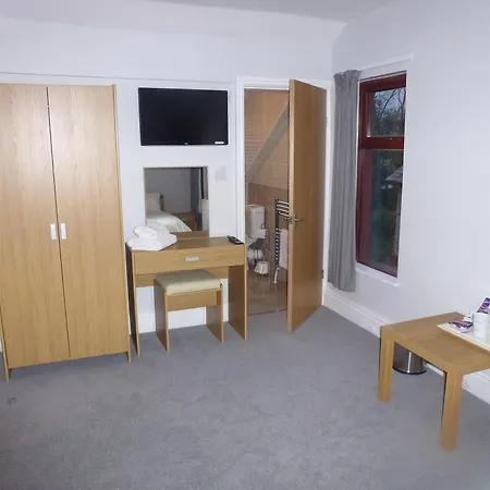 Orrell Park 4*