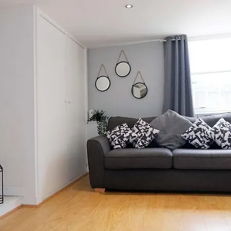 Seymour Townhouse By Serviced Living 公寓
