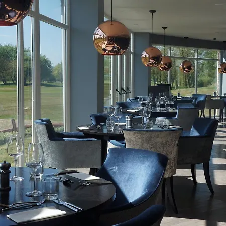 Formby Hall Golf & Hotell 4*