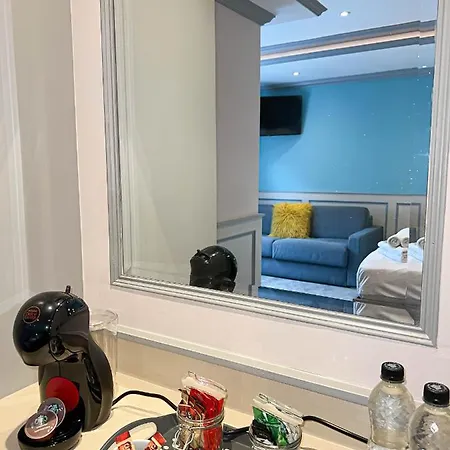 Station Hotel 3*