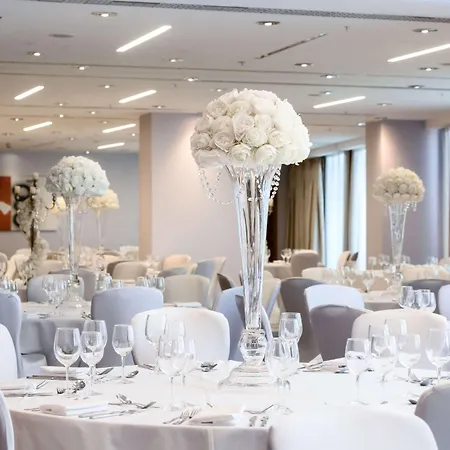 Hilton Centre Hotel