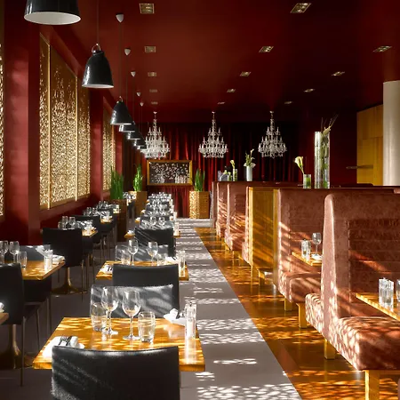 מלון Radisson Blu Hotel,