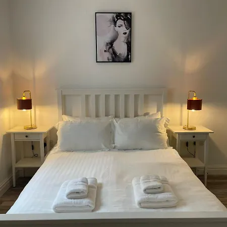 Citybreaks With Free Parking Aparthotel Liverpool